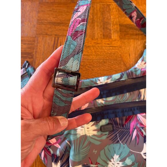 LUG HIPPY BOTANICAL CROSSBODY BAG - Picture 4 of 10
